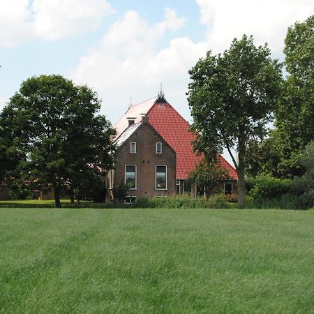 Appartementen verhuur De Trijehoek Stiens Buitenkant foto