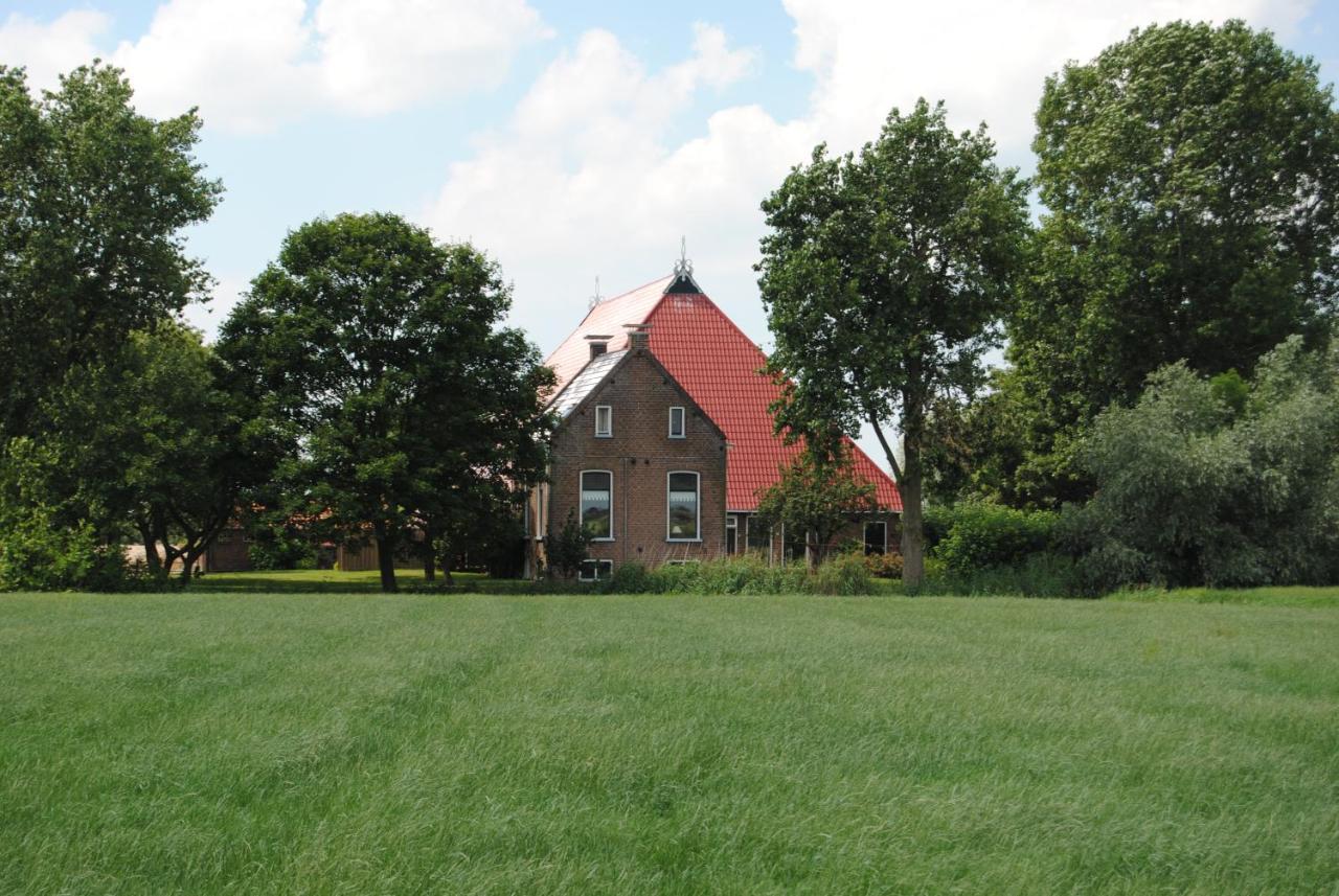 Appartementen verhuur De Trijehoek Stiens Buitenkant foto
