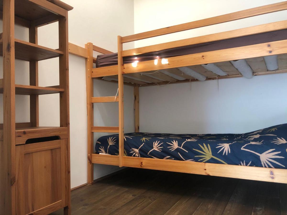 Appartementen verhuur De Trijehoek Stiens Buitenkant foto